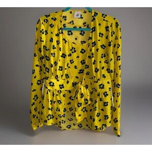 CAbi Women's Small Animal‎ Yellow Sunny Print Blouse Tank 2 Pc. Set Tie Front